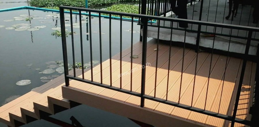 <!--:en-->งานติดตั้งพื้นไม้ SCi Wood แทนไม้จริงเดิม<!--:-->